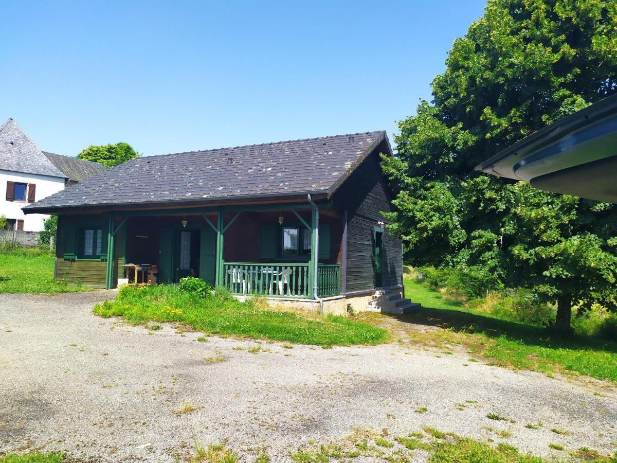 Bois * Neuville (Correze)